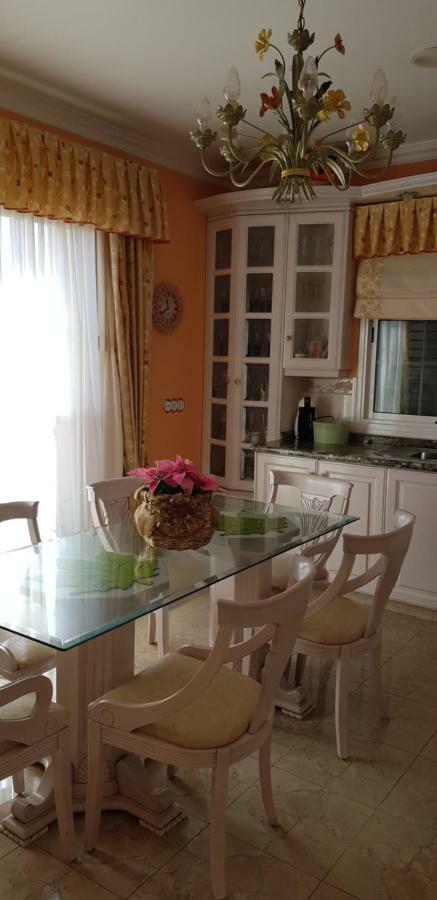 Holiday Home Hemi บัลเซกิโย ภายนอก รูปภาพ